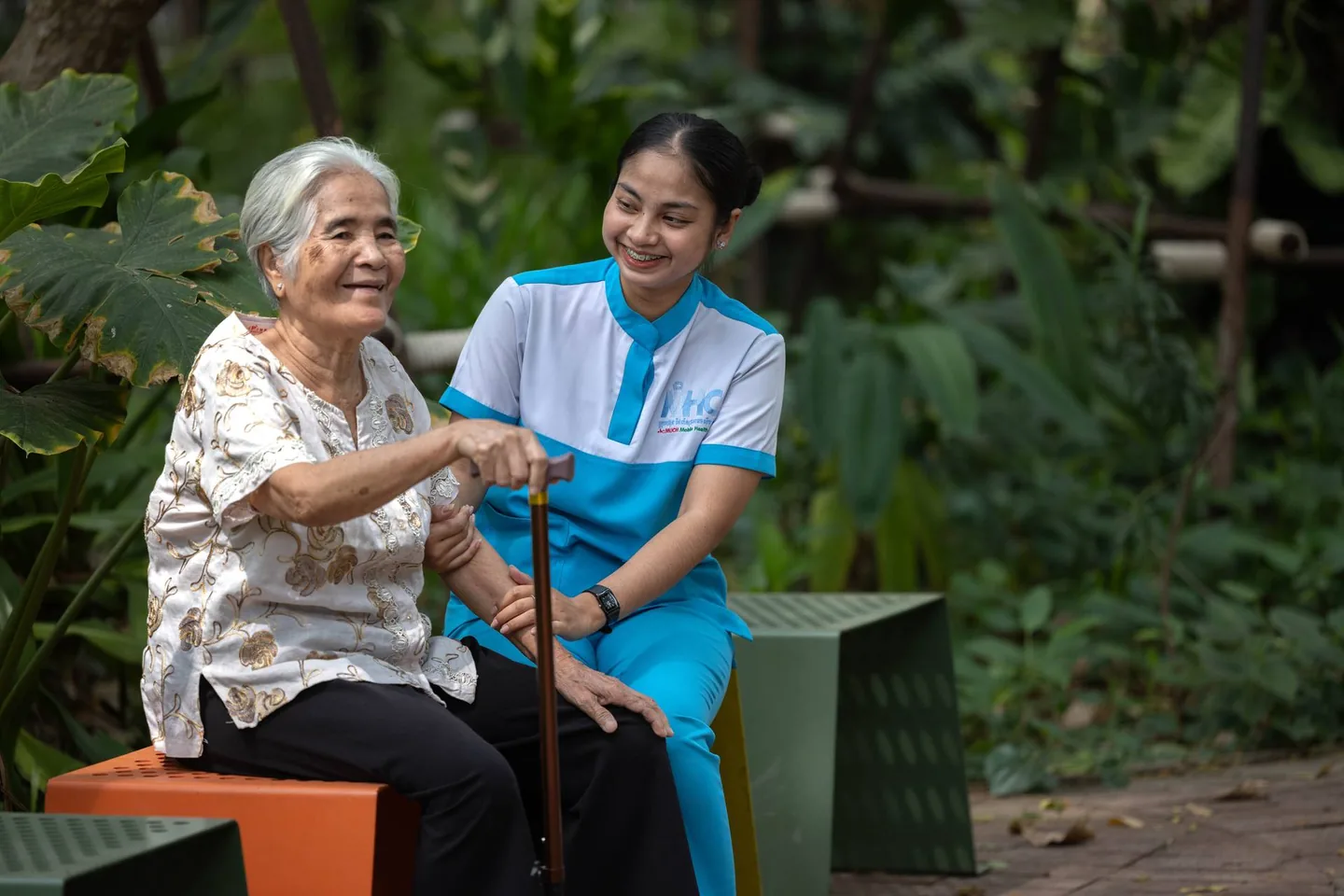 MUCH Mobile Healthcare care team supporting a patient