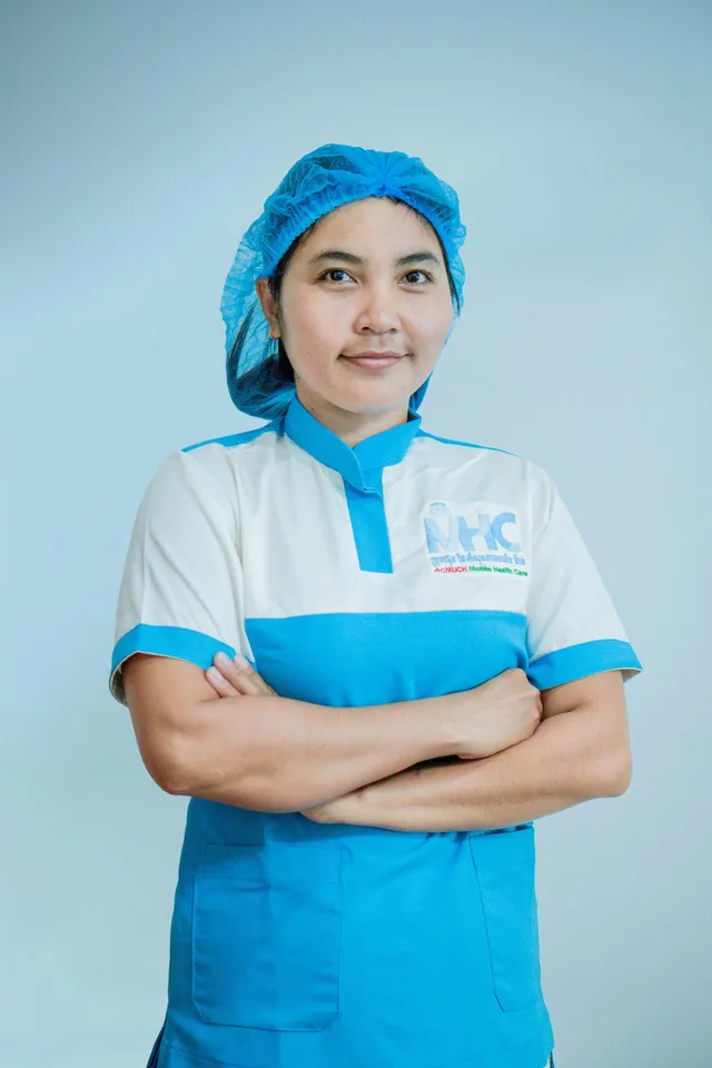 Ms. VENG Sreynak